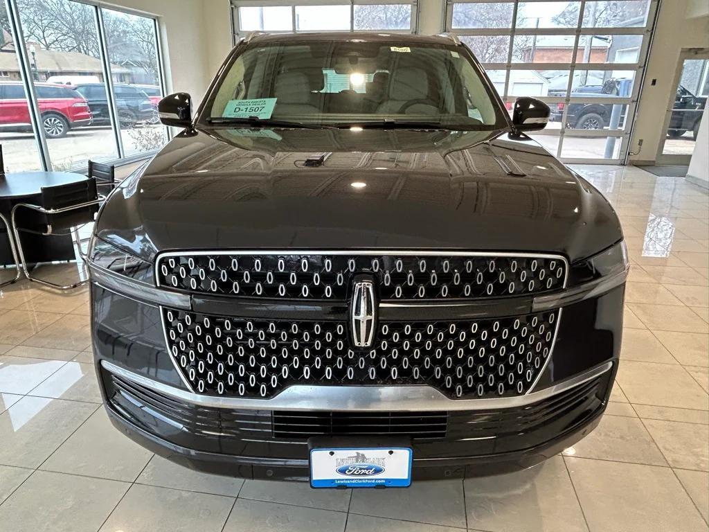 new 2025 Lincoln Navigator car, priced at $102,988