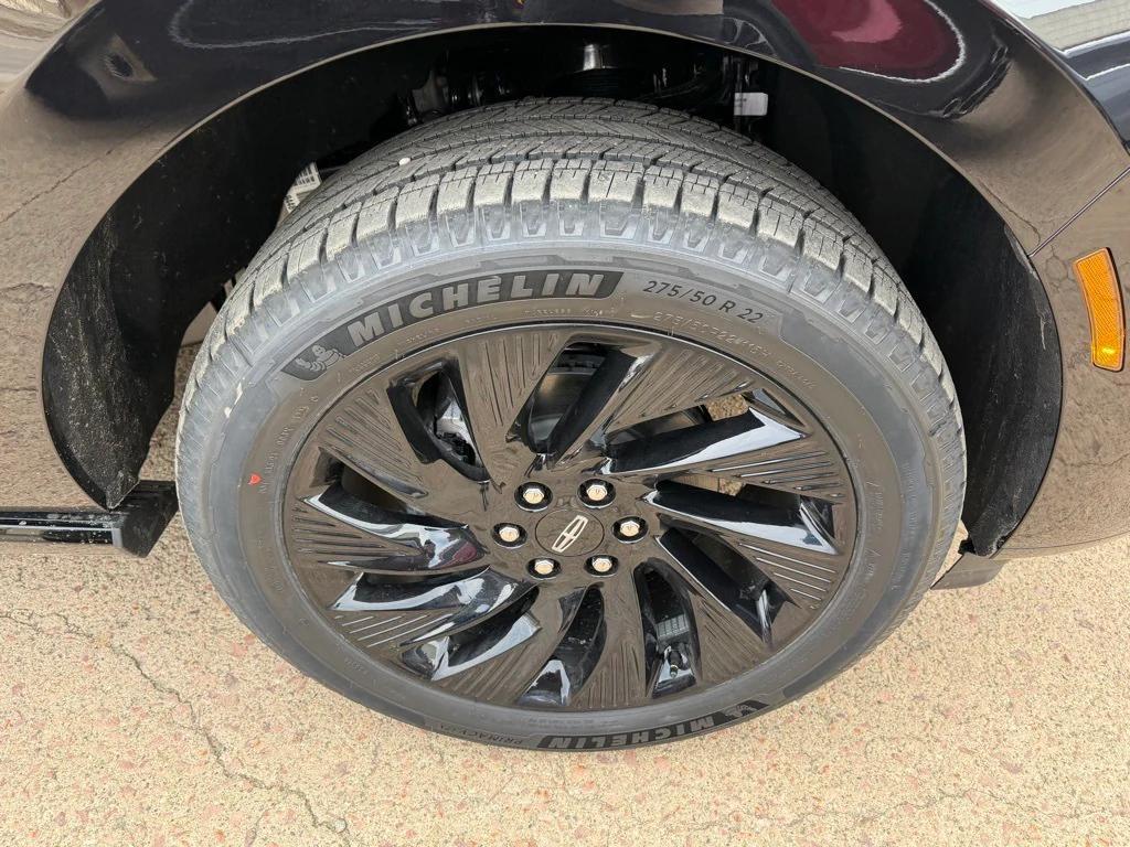 new 2026 Lincoln Navigator car, priced at $111,988