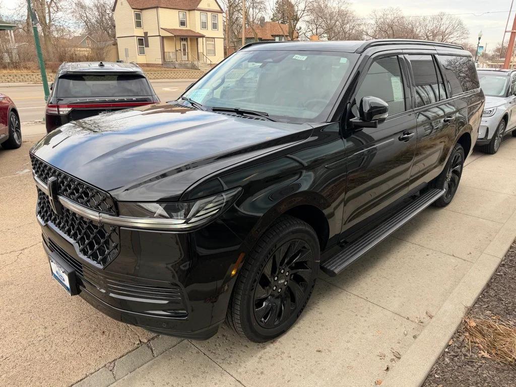 new 2026 Lincoln Navigator car, priced at $111,988