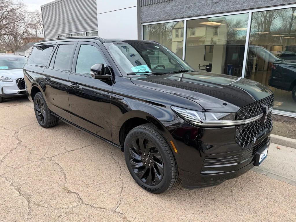 new 2026 Lincoln Navigator car, priced at $111,988