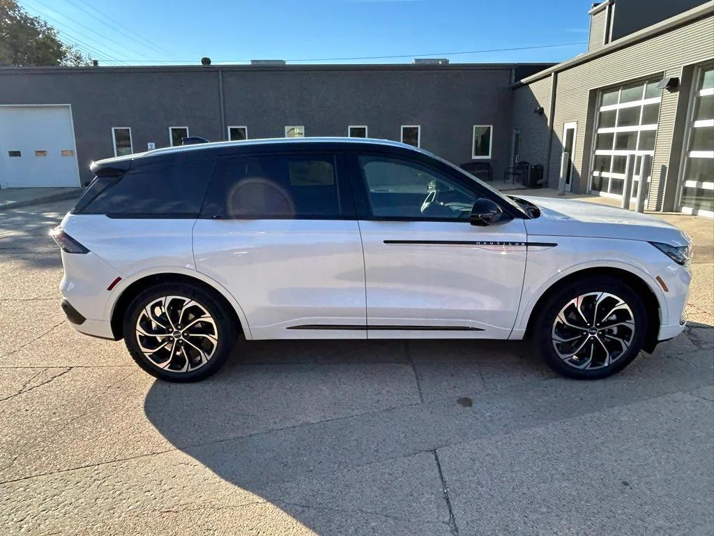 new 2026 Lincoln Nautilus car, priced at $66,988