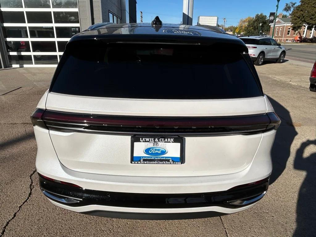 new 2026 Lincoln Nautilus car, priced at $66,988