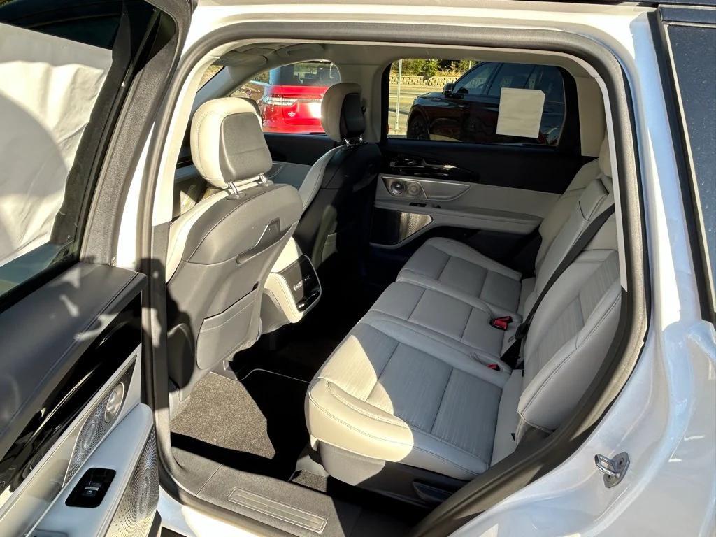 new 2026 Lincoln Nautilus car, priced at $66,988