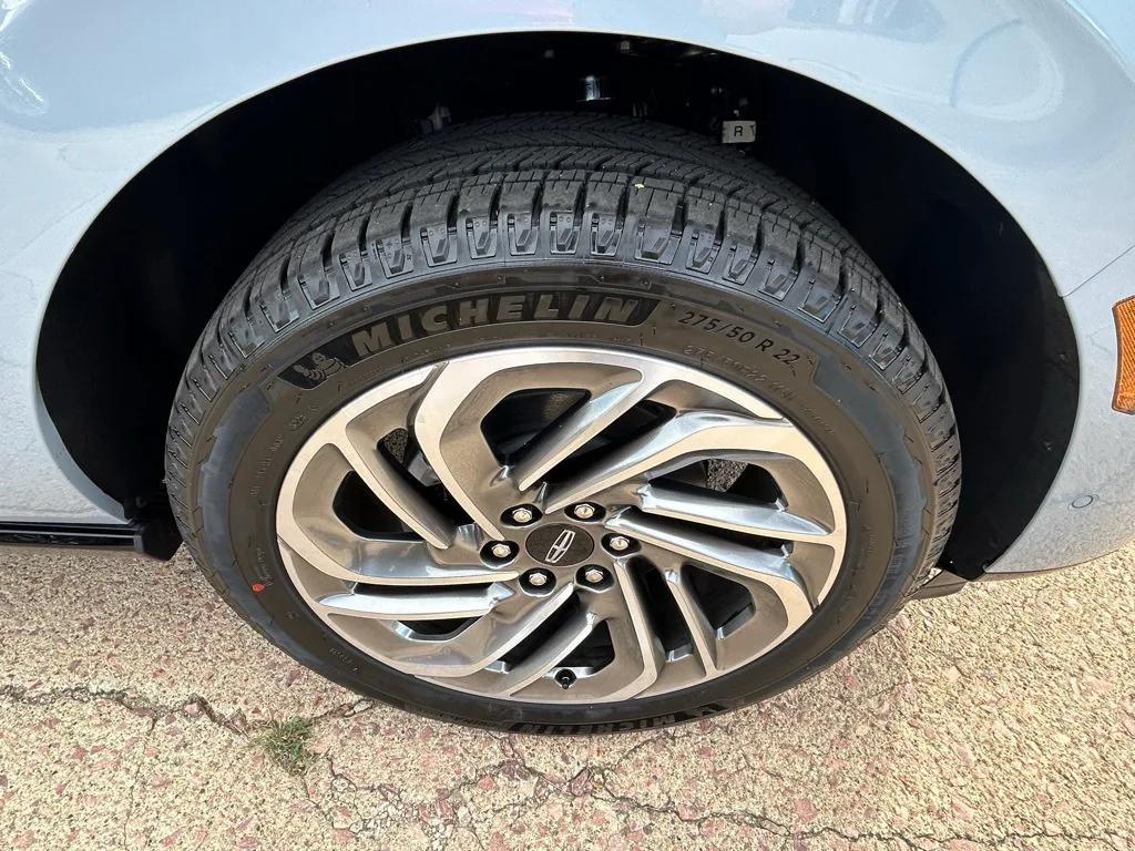 new 2025 Lincoln Navigator car, priced at $97,988