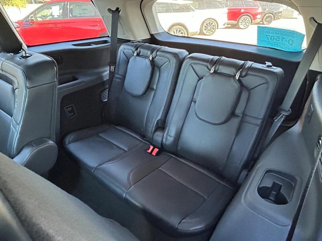 new 2025 Lincoln Aviator car, priced at $77,988