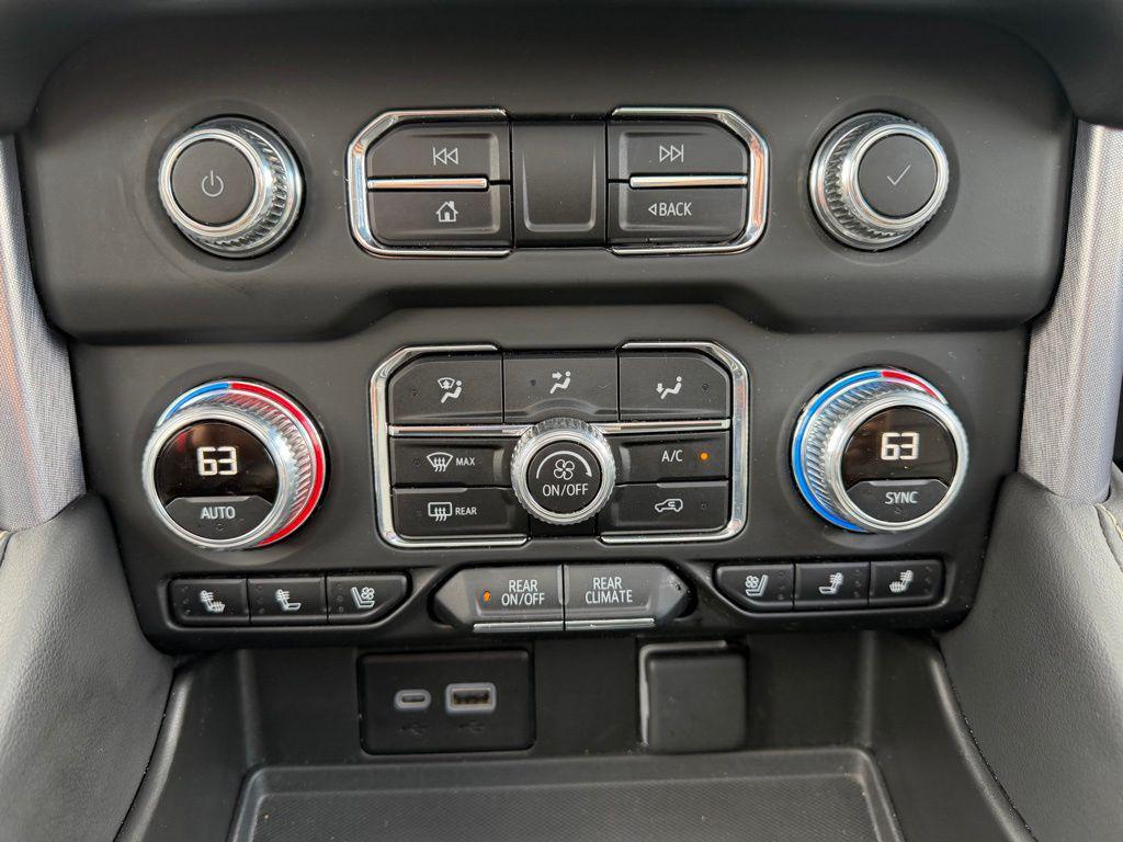 used 2024 GMC Yukon XL car, priced at $62,376