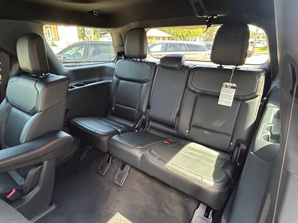 new 2025 Ford Expedition car, priced at $84,645