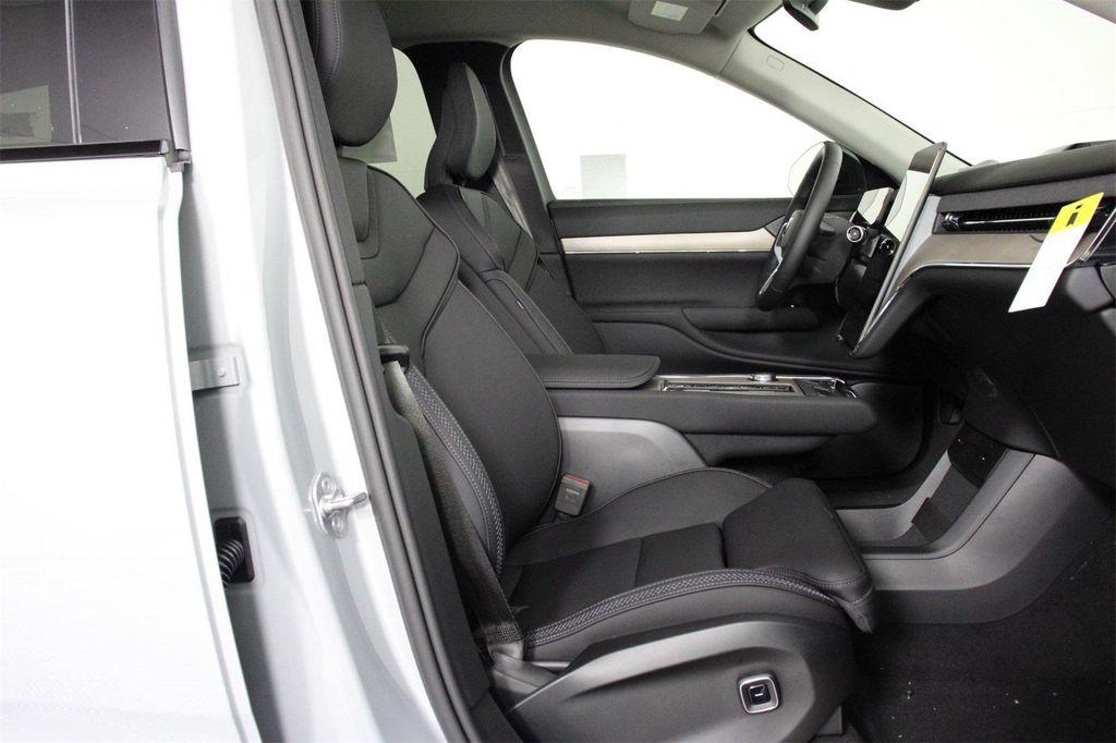new 2025 Volvo EX90 car, priced at $83,825