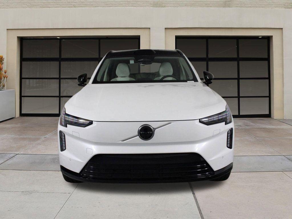 new 2025 Volvo EX90 car, priced at $90,640