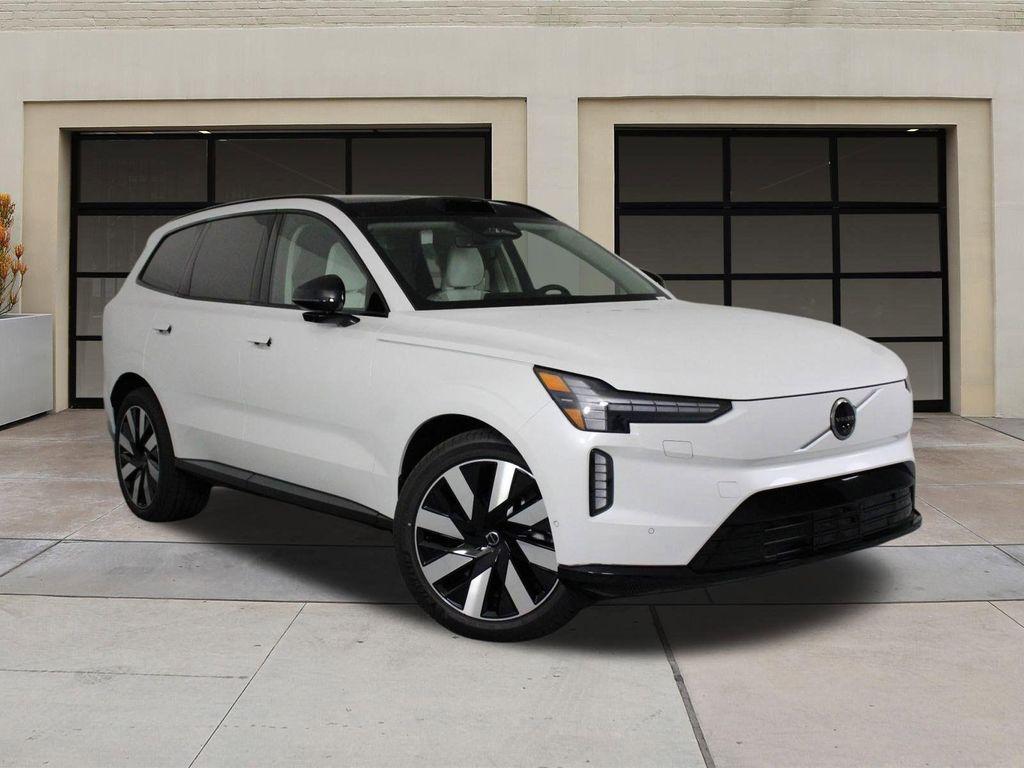 new 2025 Volvo EX90 car, priced at $90,640