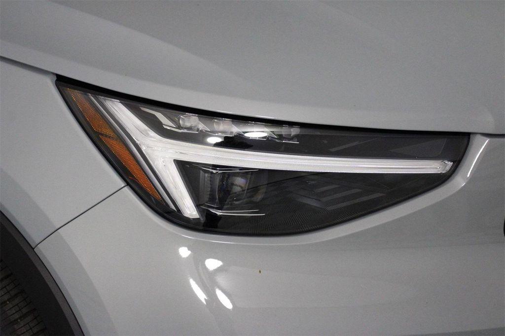 new 2026 Volvo XC40 car, priced at $52,545