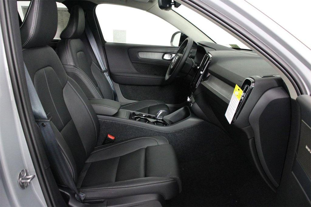 new 2026 Volvo XC40 car, priced at $52,545