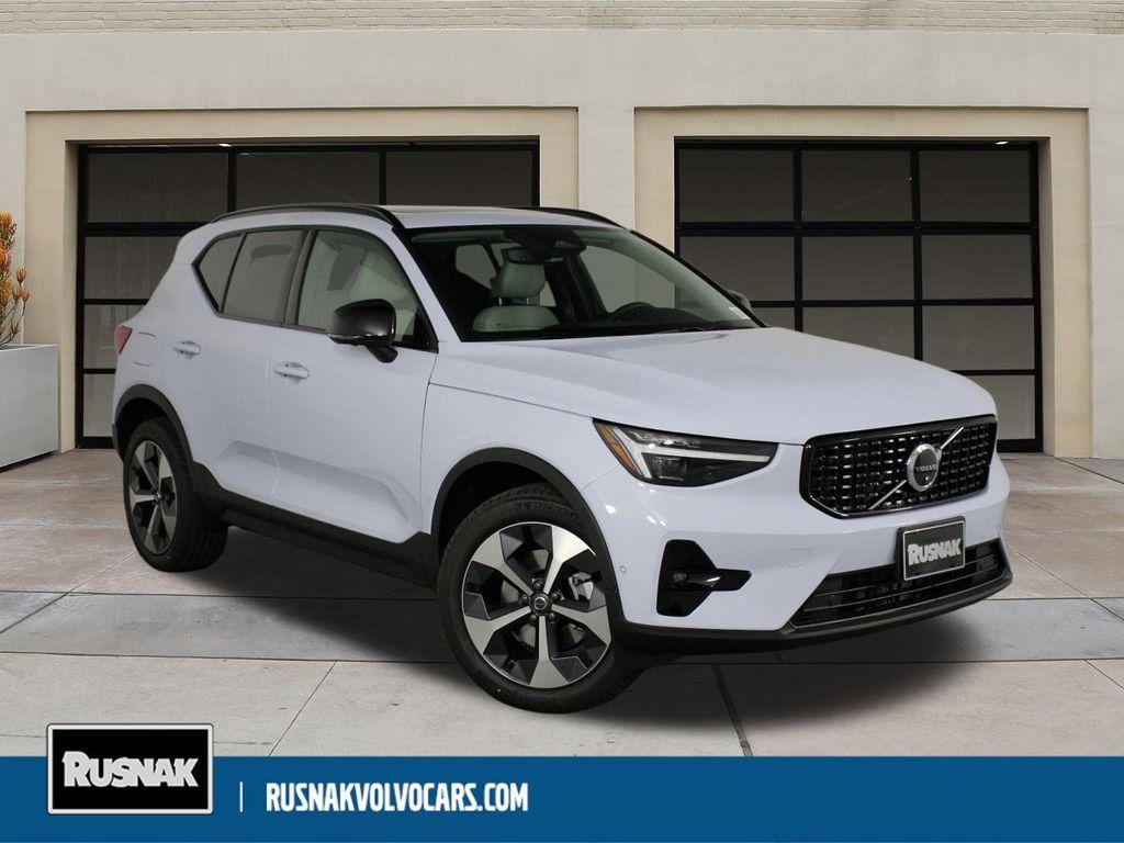 new 2026 Volvo XC40 car, priced at $50,260