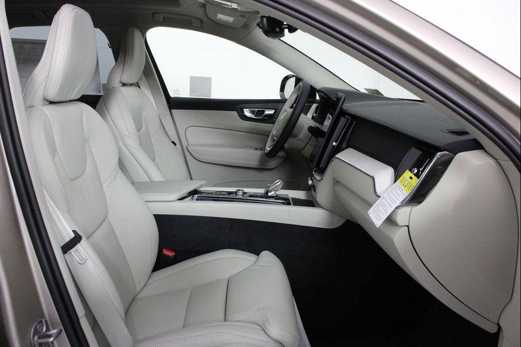 new 2026 Volvo XC60 Plug-In Hybrid car, priced at $75,355