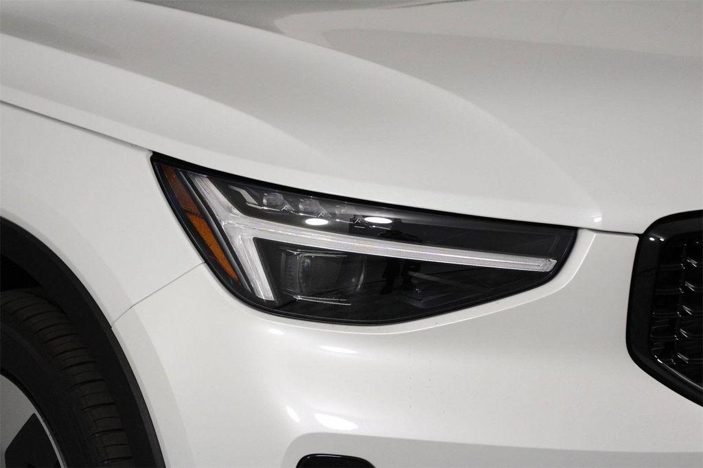 new 2026 Volvo XC40 car, priced at $46,975