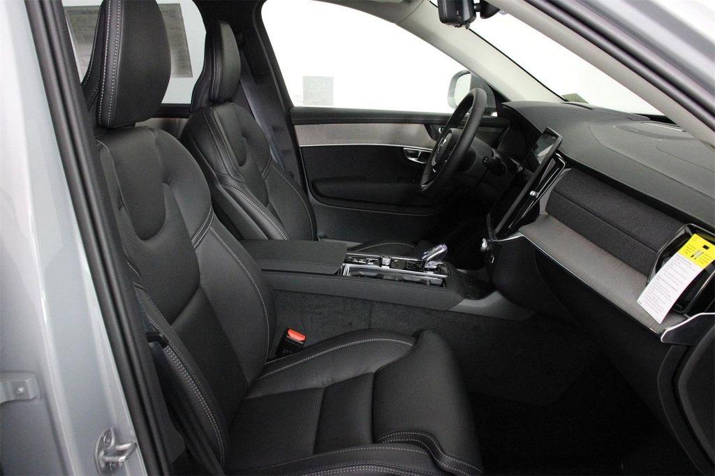 new 2025 Volvo XC90 car, priced at $72,840