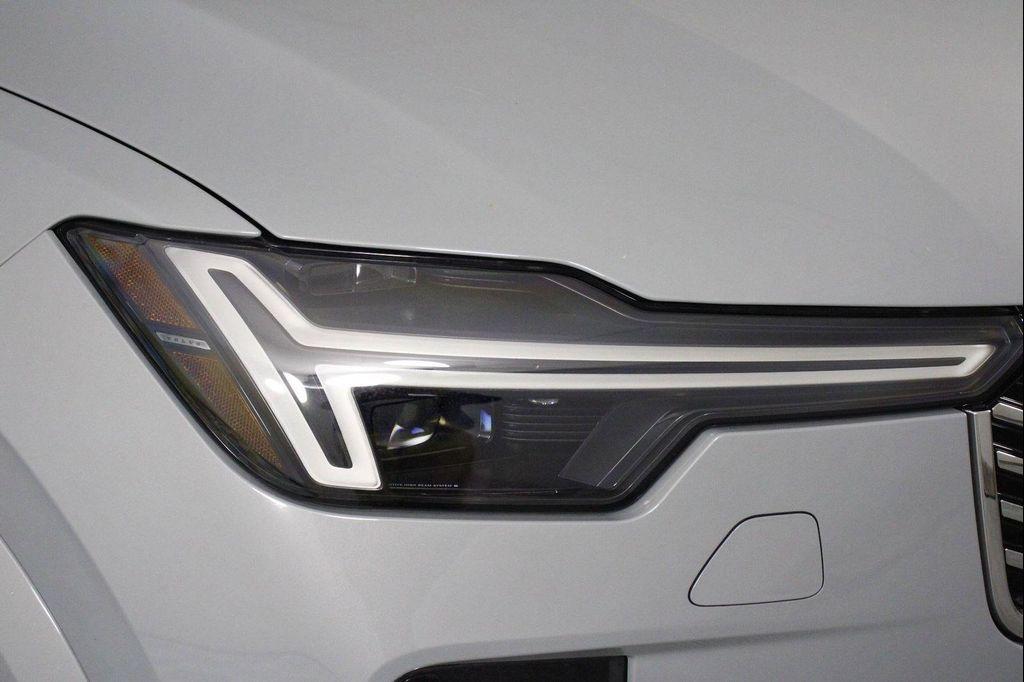 new 2025 Volvo XC90 car, priced at $72,840