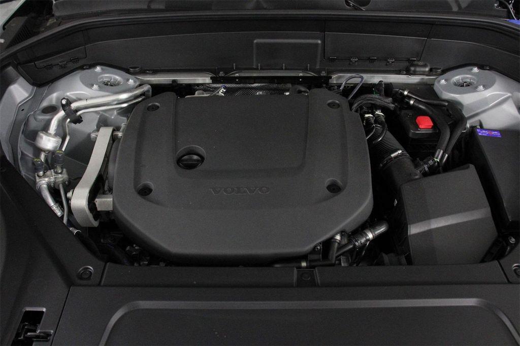 new 2025 Volvo XC90 car, priced at $72,840