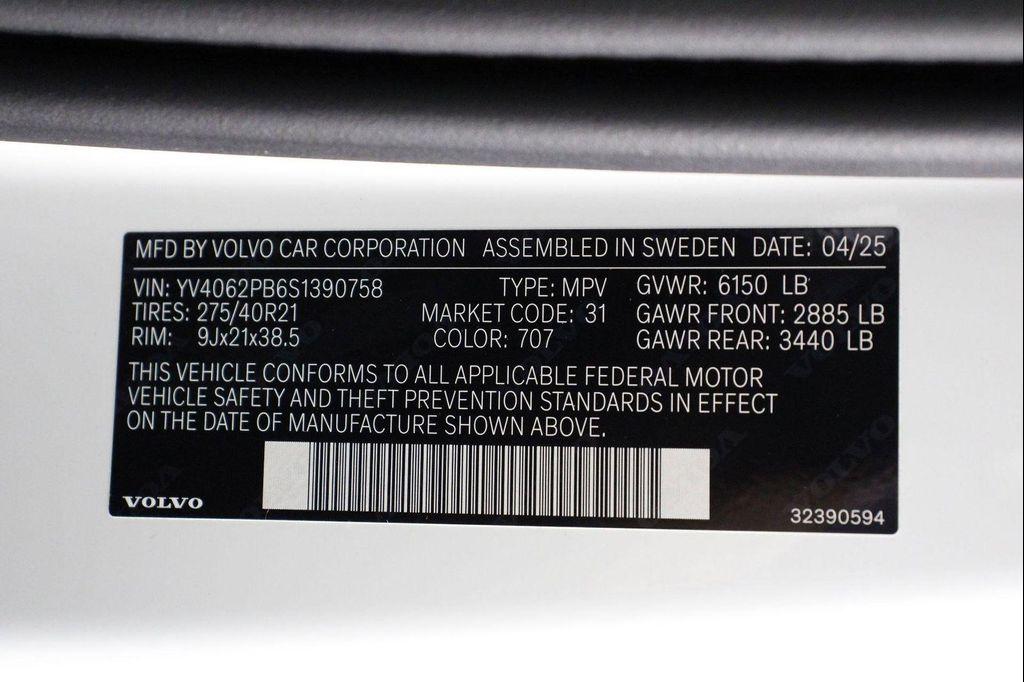 new 2025 Volvo XC90 car, priced at $58,440