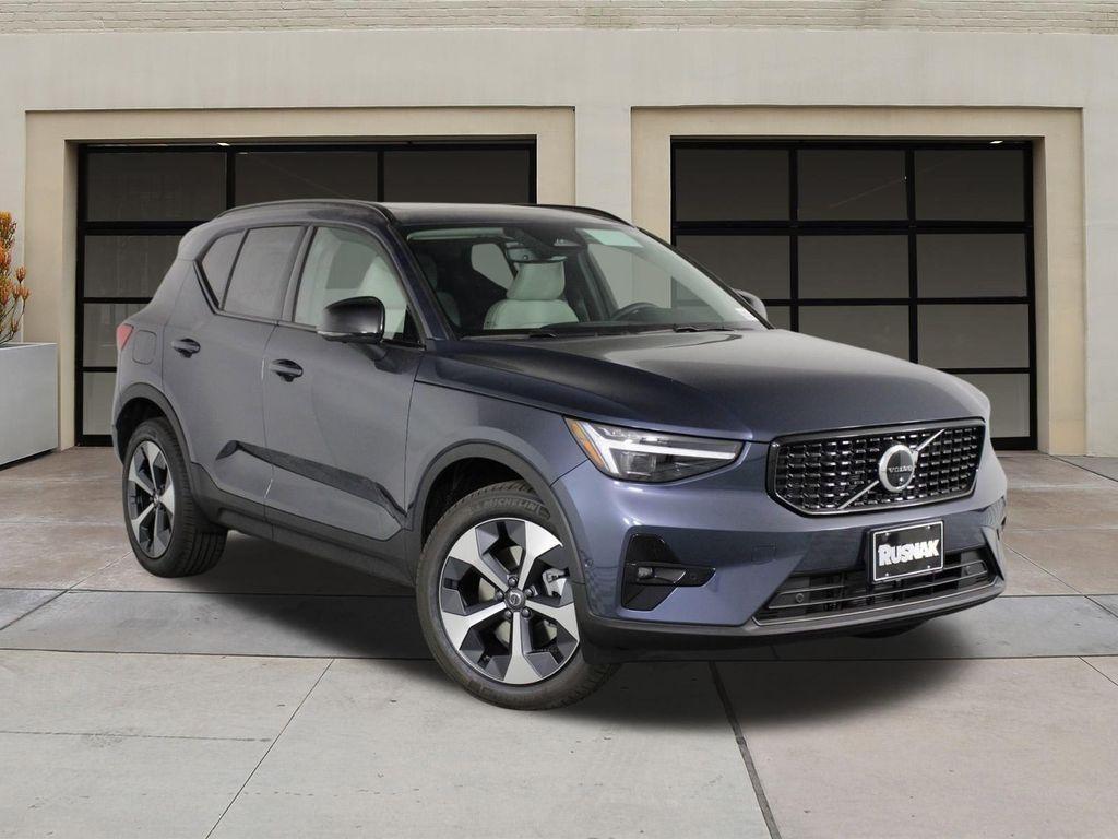 new 2026 Volvo XC40 car, priced at $46,635