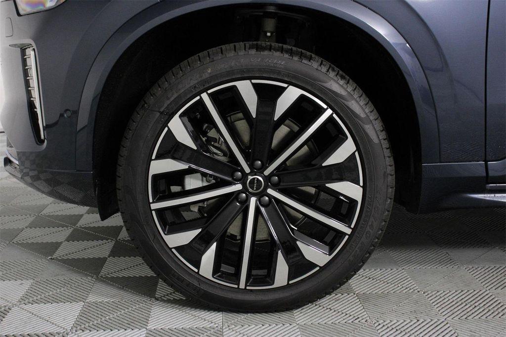 new 2026 Volvo XC90 car, priced at $75,155