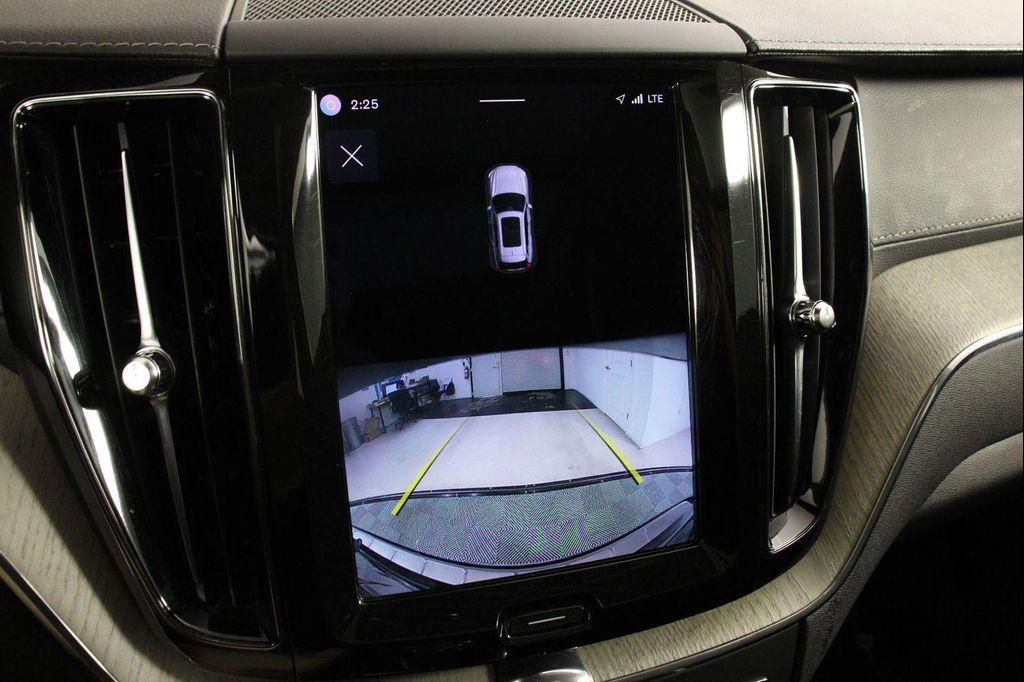 new 2022 Volvo XC60 car, priced at $24,995