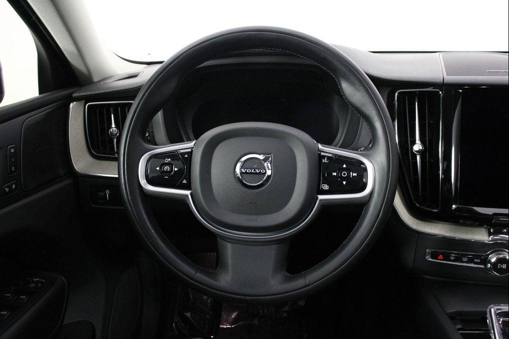 new 2022 Volvo XC60 car, priced at $24,995