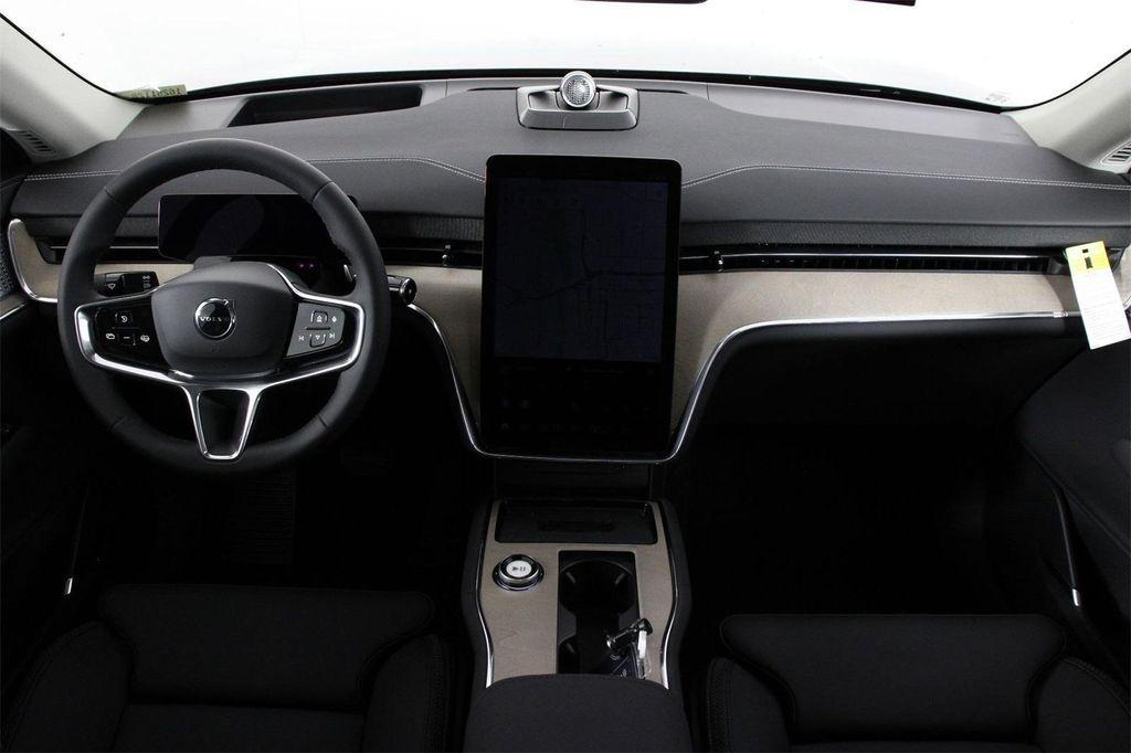 new 2025 Volvo EX90 car, priced at $89,275