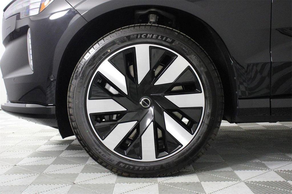 new 2025 Volvo EX90 car, priced at $88,325