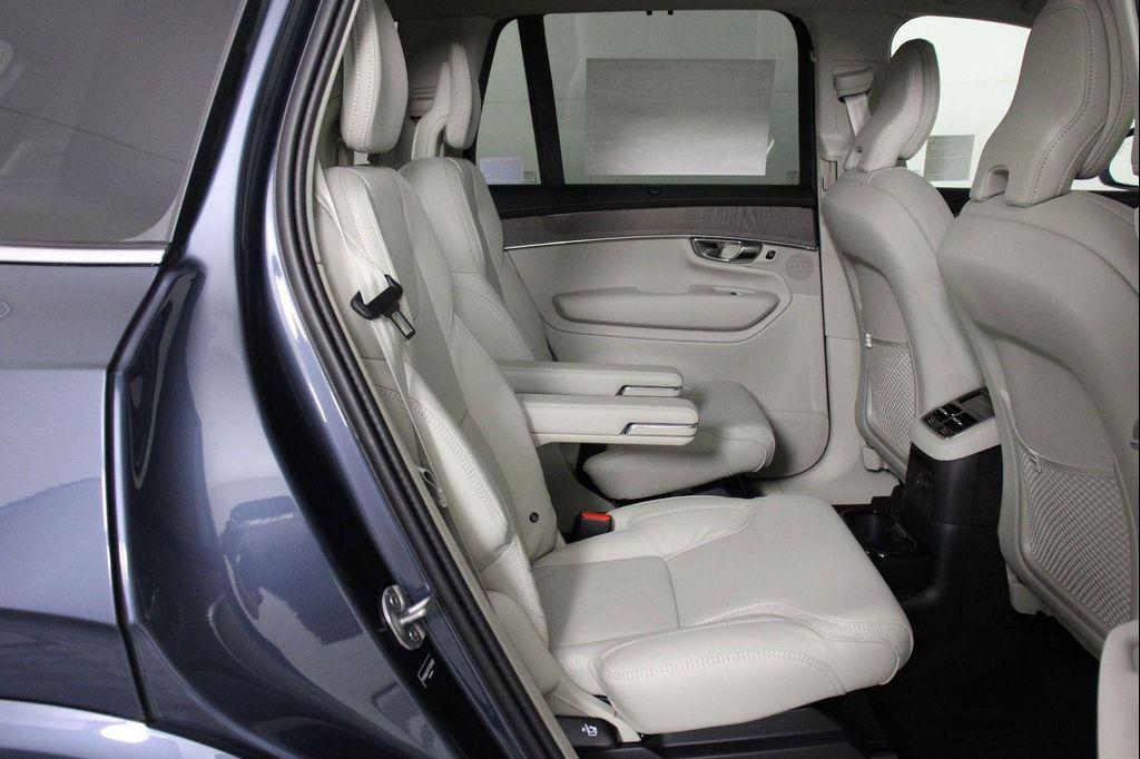 new 2026 Volvo XC90 Plug-In Hybrid car, priced at $85,295