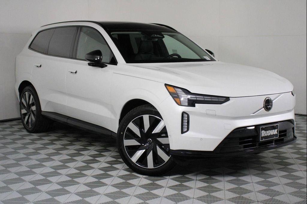 new 2026 Volvo EX90 car, priced at $87,080