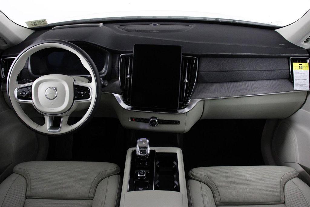 new 2026 Volvo XC90 Plug-In Hybrid car, priced at $84,795