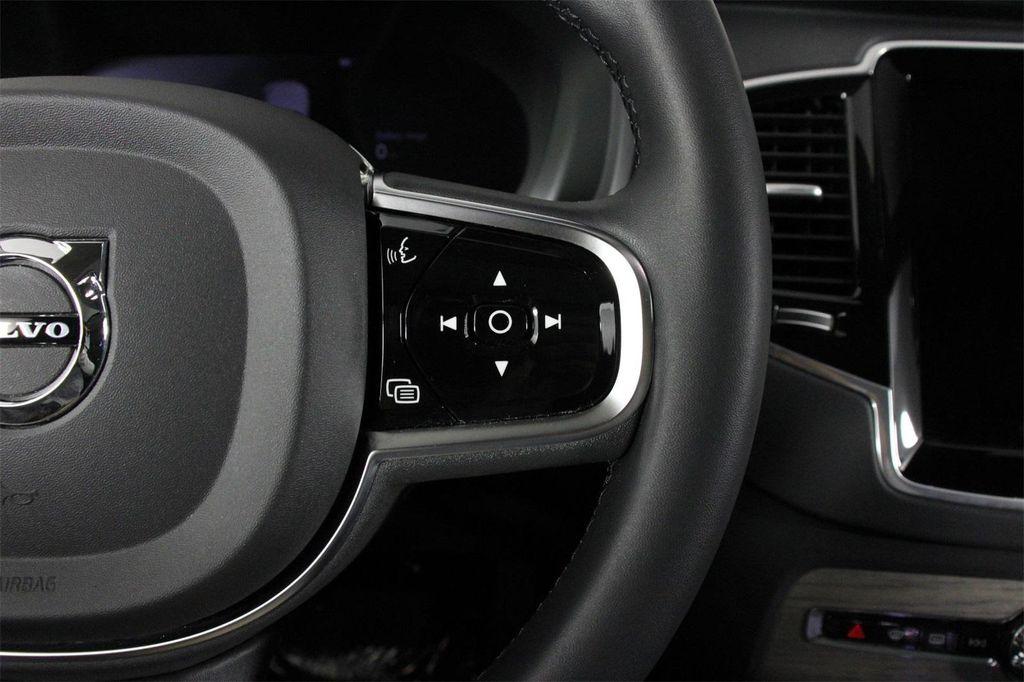2024 Denim Blue Metallic Volvo XC90 Recharge Plug-In Hybrid