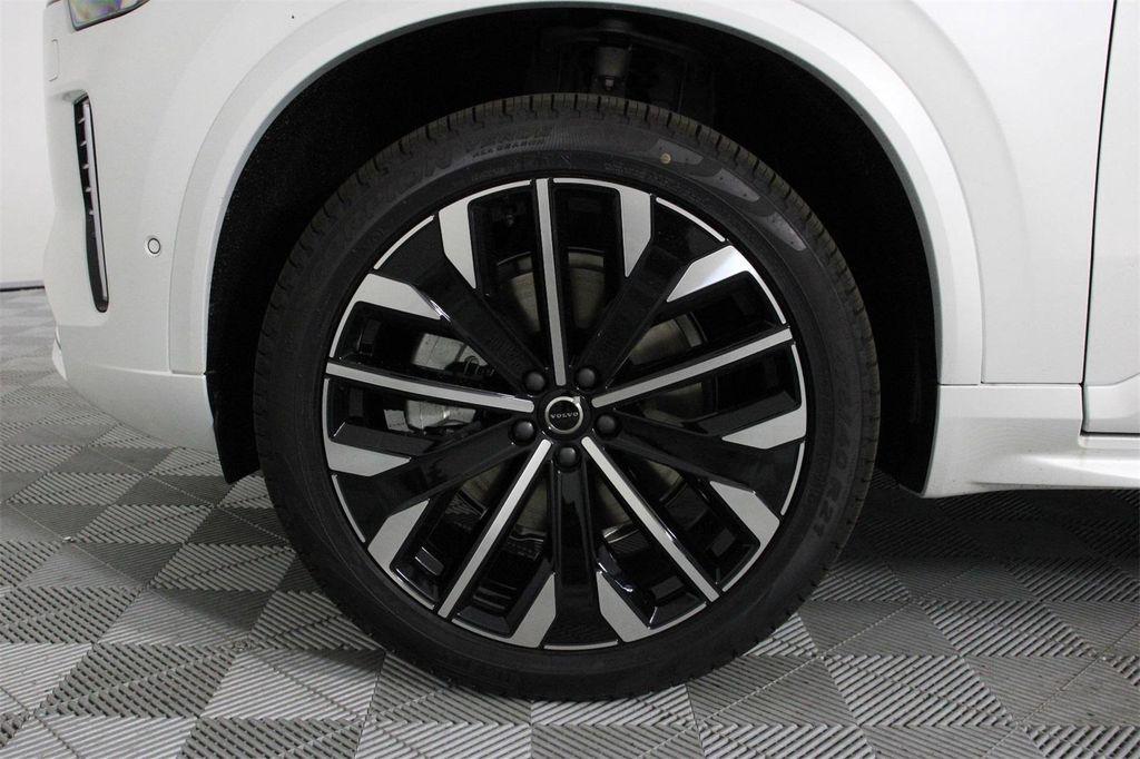 new 2025 Volvo XC90 car, priced at $69,155