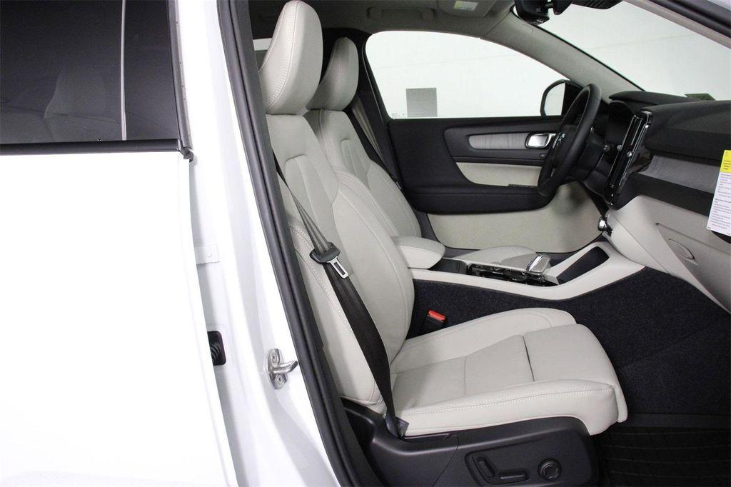 new 2026 Volvo XC40 car, priced at $50,150