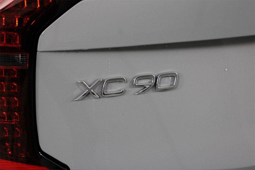 new 2026 Volvo XC90 Plug-In Hybrid car, priced at $82,160