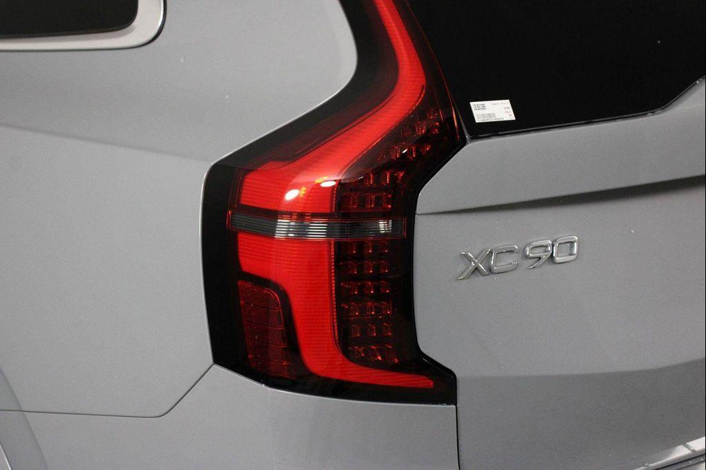 new 2026 Volvo XC90 Plug-In Hybrid car, priced at $82,160