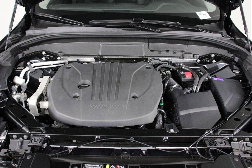 new 2026 Volvo XC60 car, priced at $59,125