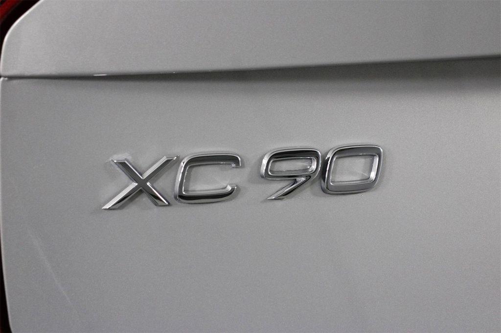 used 2023 Volvo XC90 Recharge Plug-In Hybrid car, priced at $49,995