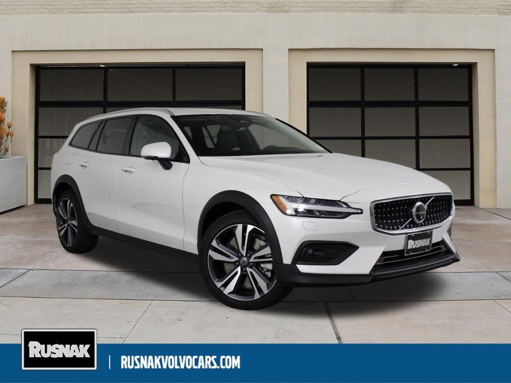new 2026 Volvo V60 Cross Country car, priced at $57,370