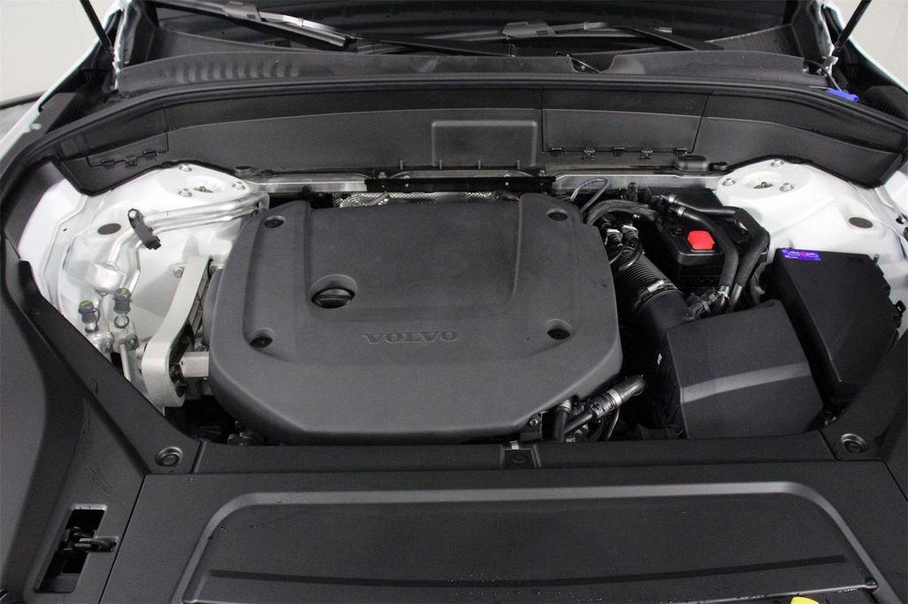 new 2025 Volvo XC90 car, priced at $58,245