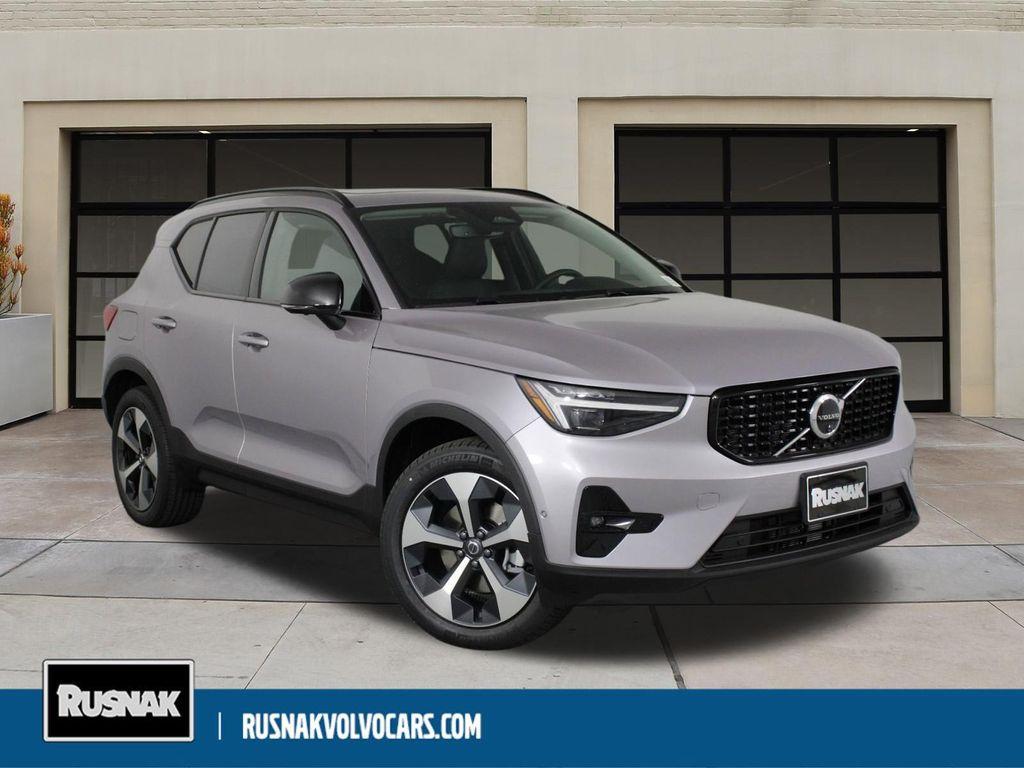 new 2026 Volvo XC40 car, priced at $46,975