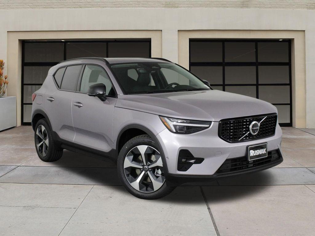new 2026 Volvo XC40 car, priced at $46,975