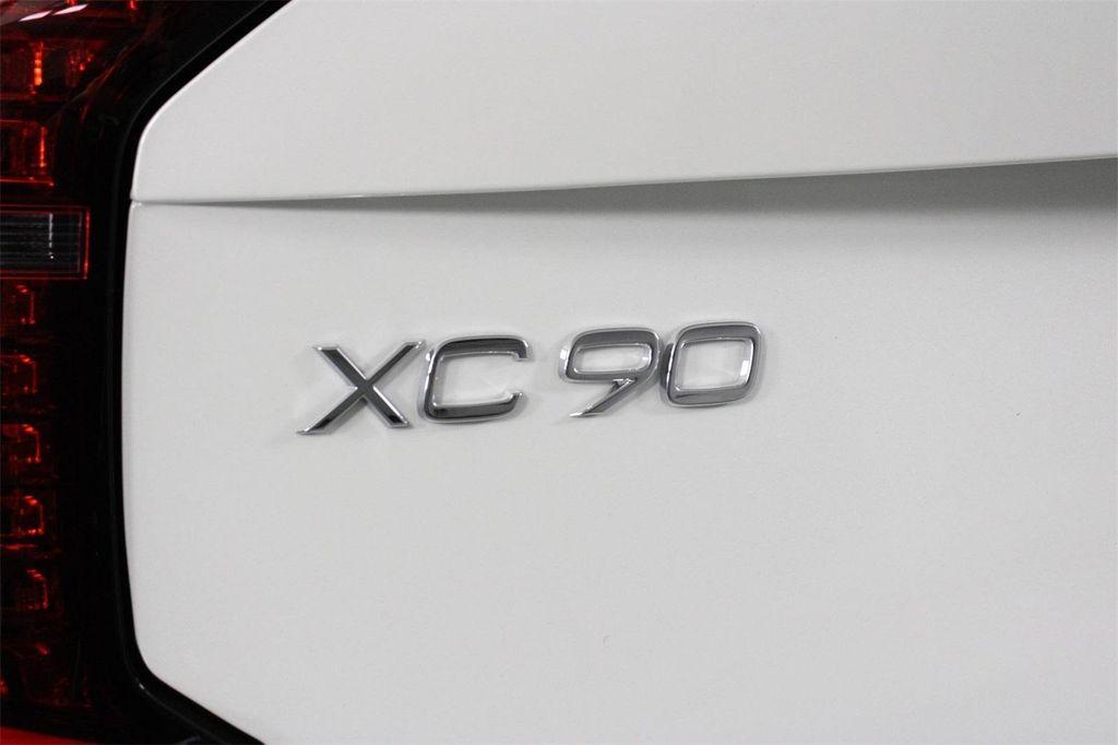 new 2026 Volvo XC90 car, priced at $75,535