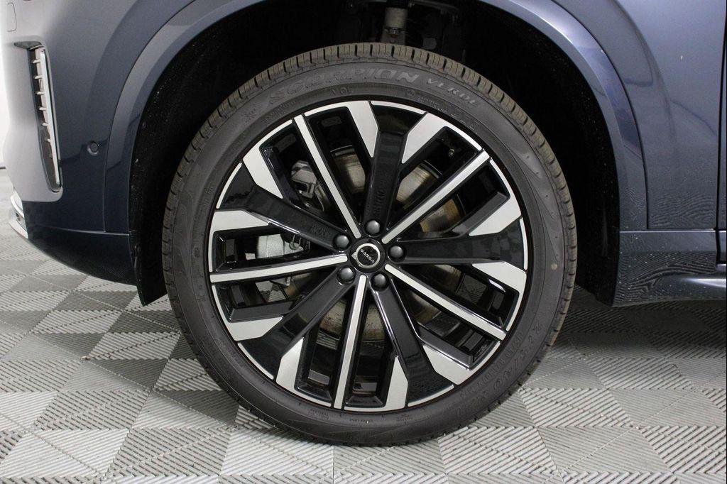 new 2026 Volvo XC90 Plug-In Hybrid car, priced at $81,875