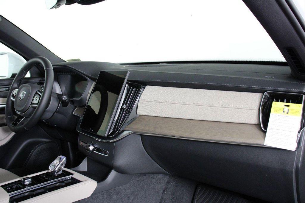 new 2026 Volvo XC90 Plug-In Hybrid car, priced at $81,875