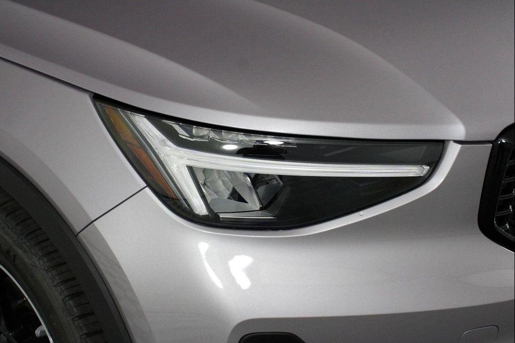new 2026 Volvo XC40 car, priced at $46,095