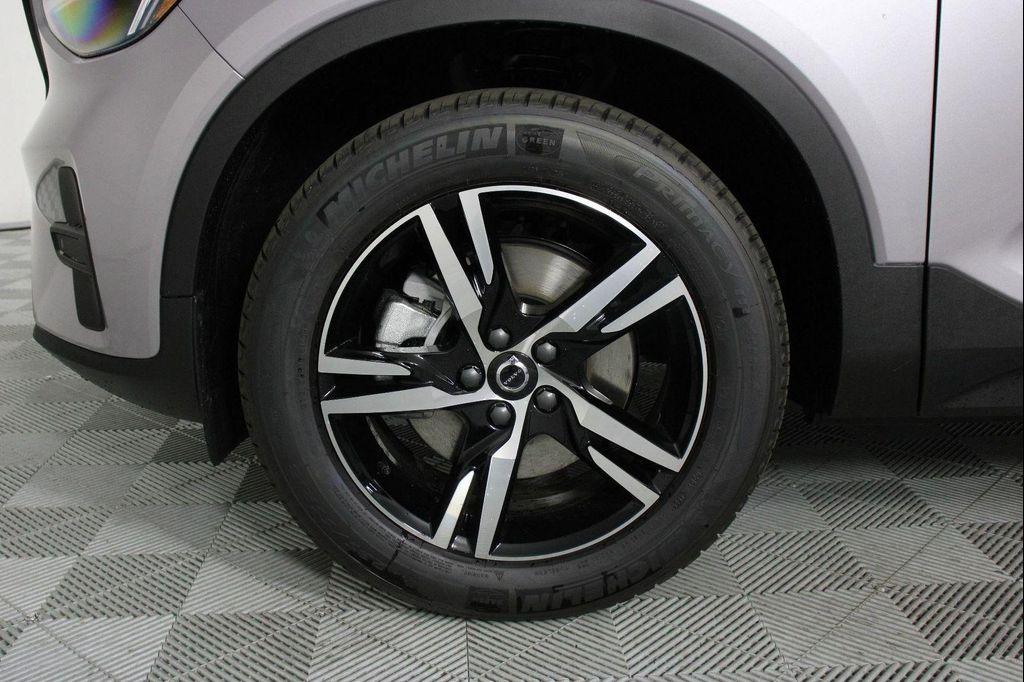 new 2026 Volvo XC40 car, priced at $46,095