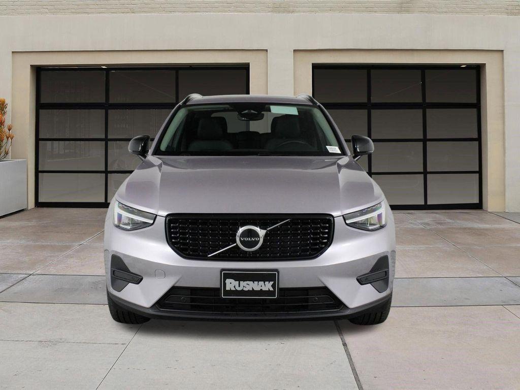 new 2026 Volvo XC40 car, priced at $46,095