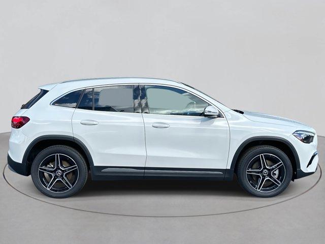 new 2026 Mercedes-Benz GLA 250 car, priced at $47,915